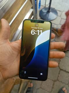 iPhone XS max Non PTA (FU)