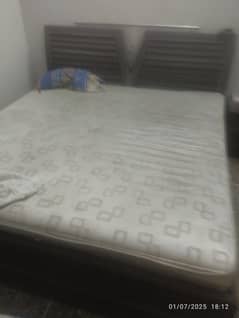 big bed  with side table dressing almari