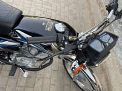 Honda 125 black 10/10 condition