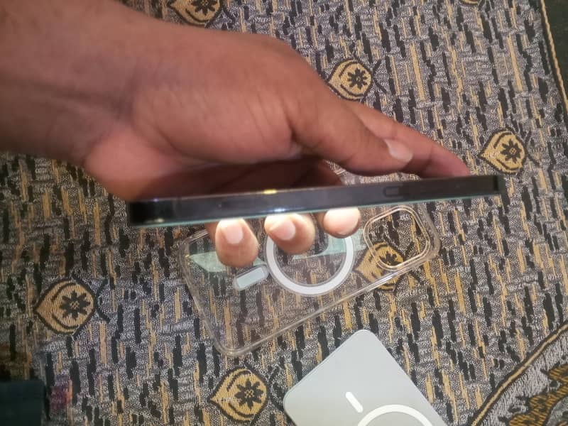 exchange possible with  google pixel battery change panal change 1
