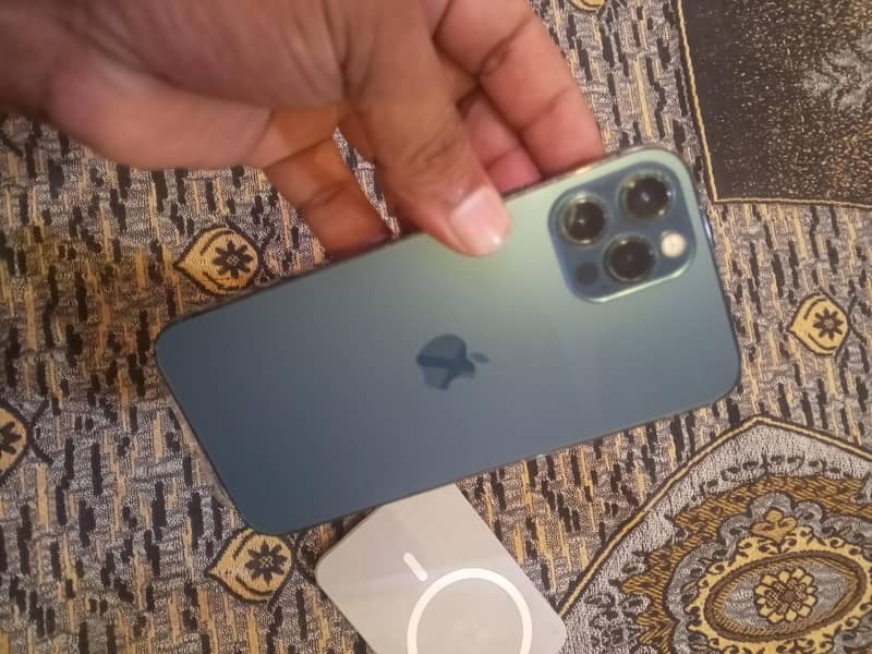 exchange possible with  google pixel battery change panal change 3