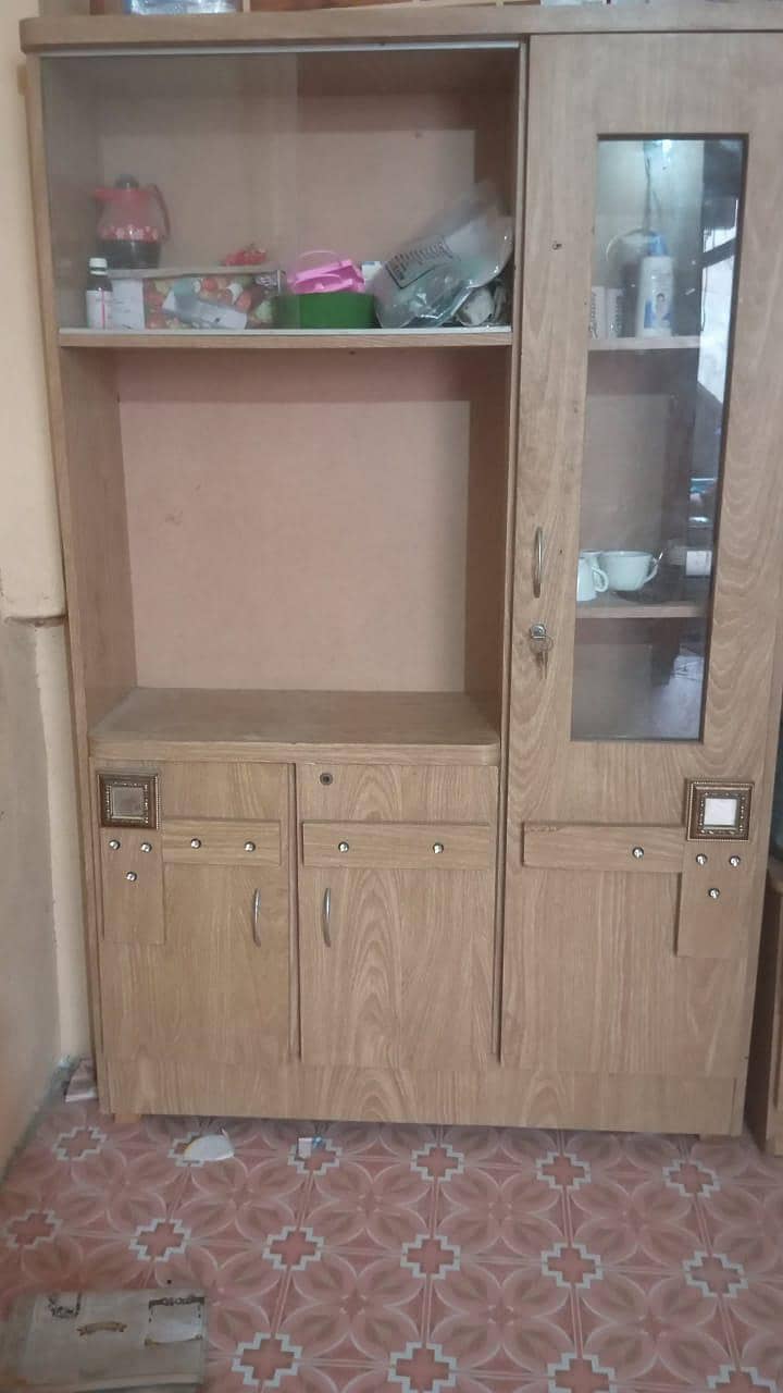 devader dressing table or do site table 1