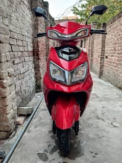 Metro Thrill 2024 Model