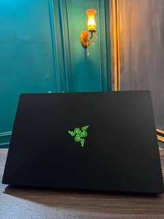 Razer BLADE  | I7 8TH GEN | 32GB RAM | 2TB SSD | GTX 1070 8GB |