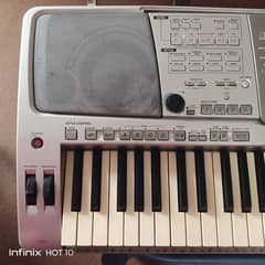 YAMAHA KEYBOARD PSR2100