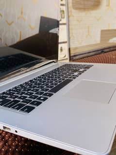 Dell Inspiron 3793