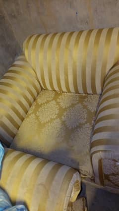 good condition sofa
