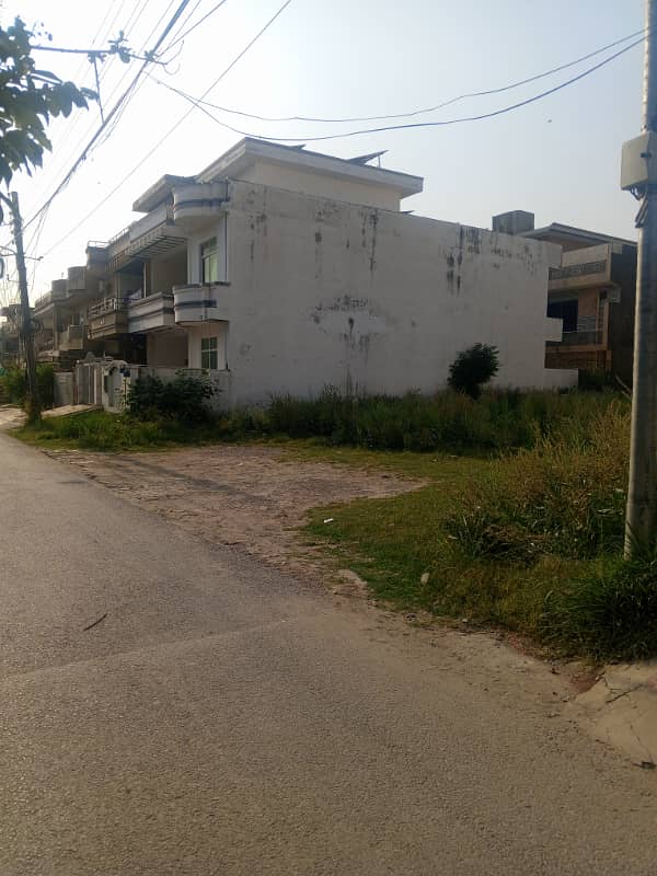 8 Marla PLOT Size (30+70) DEMAND 2 Corer 80 Lack CDA Transfer 11