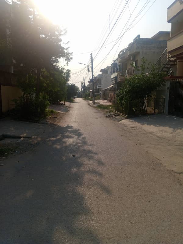 8 Marla PLOT Size (30+70) DEMAND 2 Corer 80 Lack CDA Transfer 15