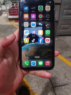 I phone 11 sale 4 month sim time available