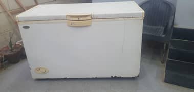 Waves Deep Freezer urgent sale 0. . 3. . . 21899. . . 0.4. . . 09