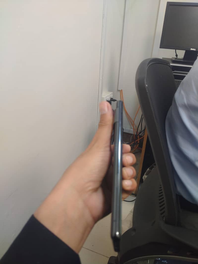 google pixel 7 pro . dual SIM working . 10 by 10 condition 0