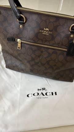 branded coach tote bag