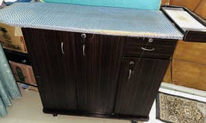 Iron stand wooden 3x3 ft. Brown