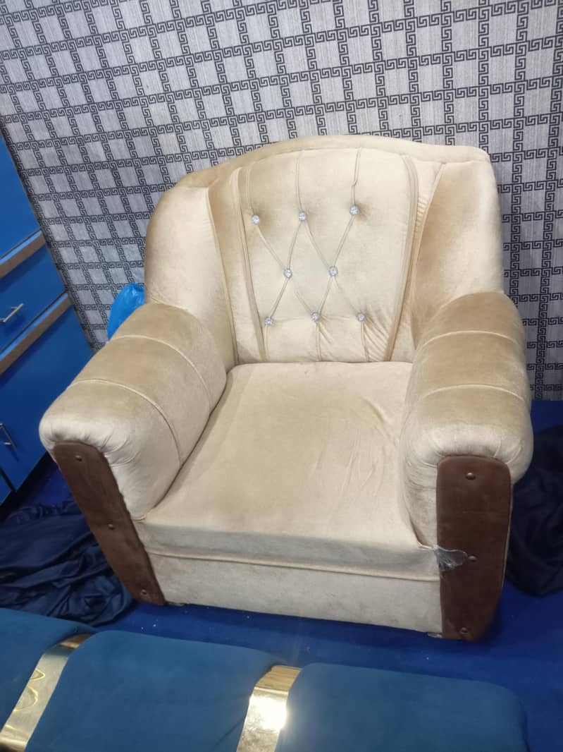 3 2 1 sofa set with table 1