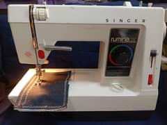 SINGER RUMINA DX in used condition slightly used