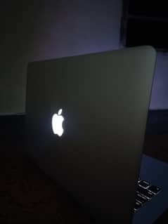 Mac book air monetary 12.7. 6