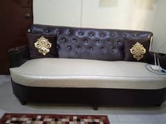 5 seater hai Bikul saaf hai