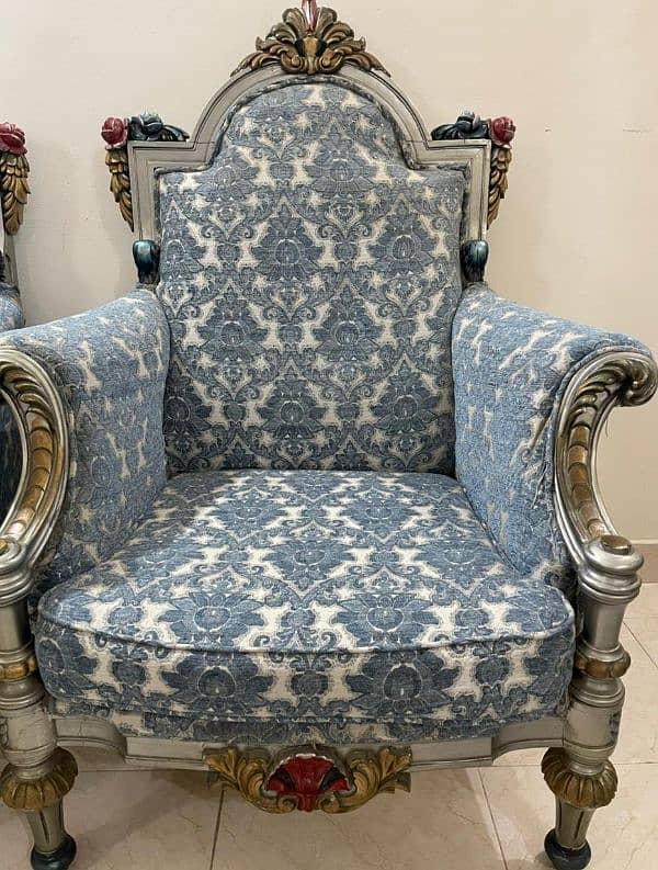 Stylish Sofa And Table Set 1