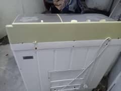 Kenwood KWM-1012 Semi Auto twin Tub, include Washer and spinner
