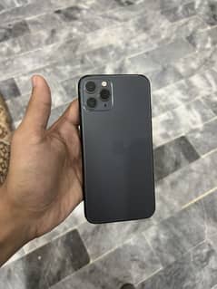 Iphone 11 Pro 256 Factory Unlock Non pta (urgent sale)