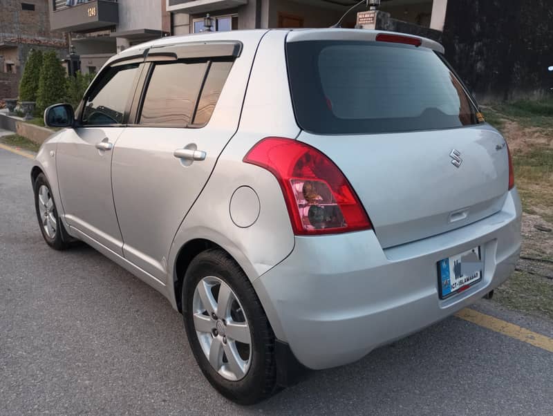Suzuki Swift dlx Automatic Navigation 2015 5