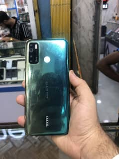 Tecno camon 15 4/64 with box