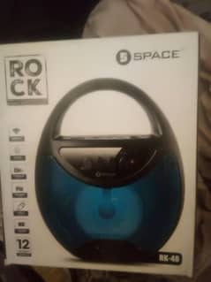3 days used speaker 10/10 condition