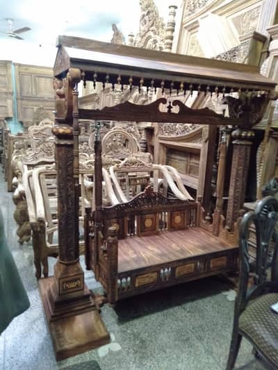 Chinioti Solid Sheesham wood High-Quality jhola swing for sale