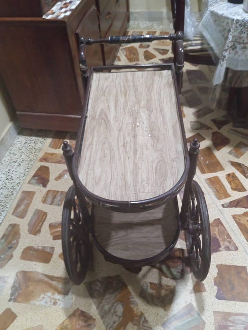 Sofa Set with table and trolley 3
