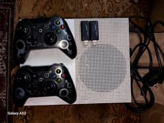 Xbox One S 500 gb for sale