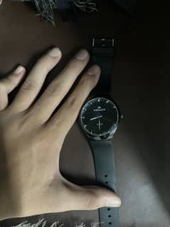 Black trendy Watch for Men’s Original New
