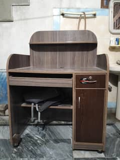 Office/ Computer/ Laptop / Study Table