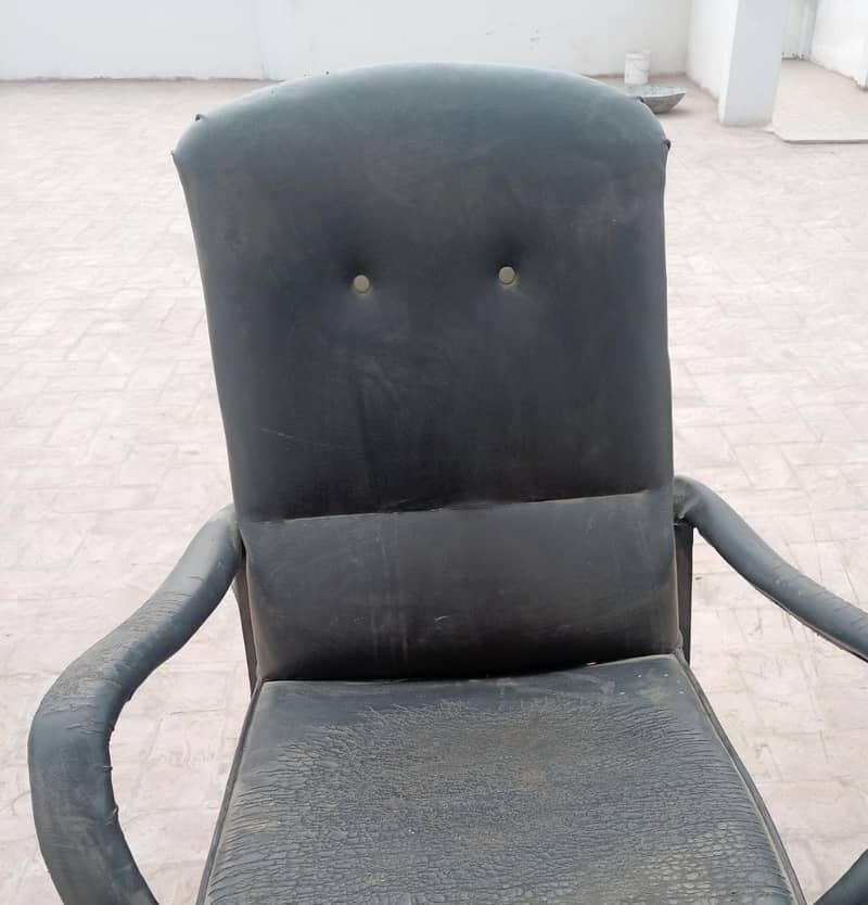 Office Table / Computer Table Size 5X3  and Revolving Chair 2
