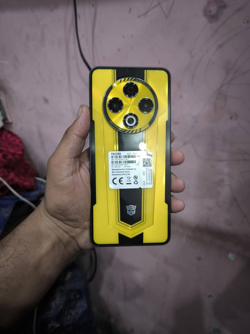 Spark 30 8+8/128 just box open 2