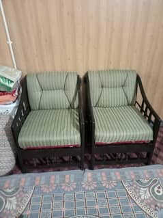 Sofa set 5 seeter urgent for sale