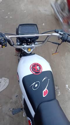 United cd 70cc