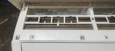 gree inverter ac 1,5 ton lush condi ndition  03025898236