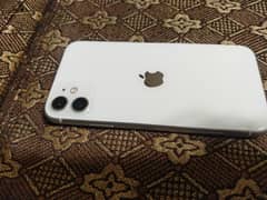 I phone 11 battery health 84  Ram 4+128