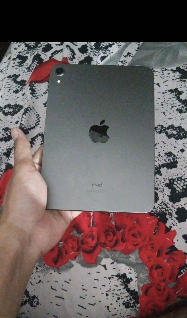 ipad mini 6 10/10 condition fully neat and clean 0