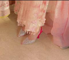 Clive heels