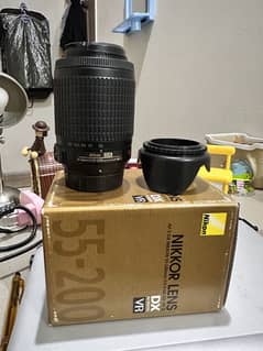 Nikkor Camera Lens 55-200mm AF-S  f/4-5.6G VR11  10/10 condition