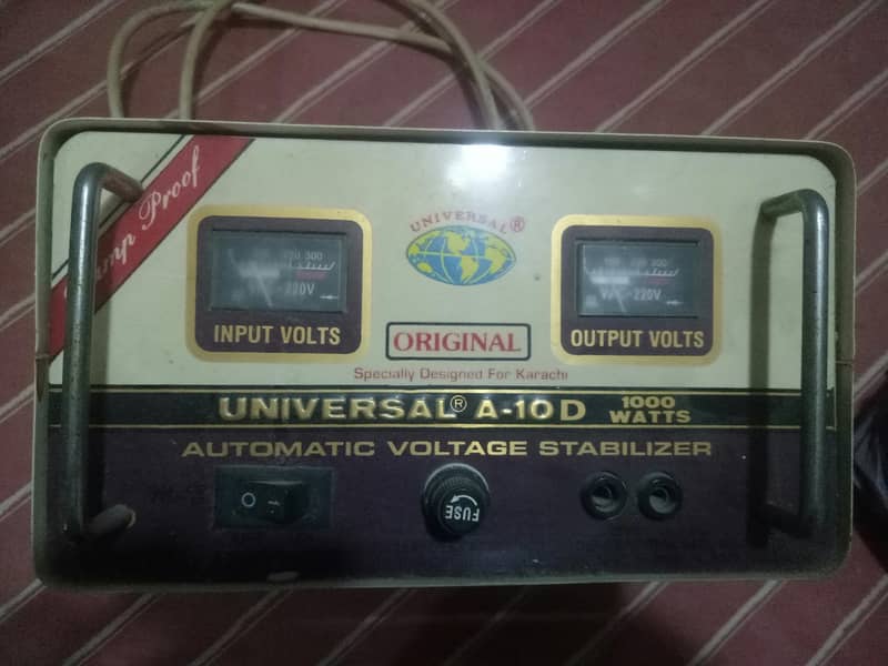 Universal Stabilizer 1000 Watts 0