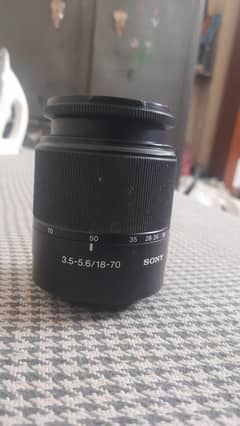 sony alpha DT 18_70mm F3.6_5.6 lens