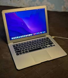 Macbook Air (2017) | Core i5 | 8GB Ram | 128GB SSD | Slim & Fast