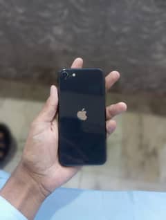 iPhone SE 2020 64gb ha all ok with charger