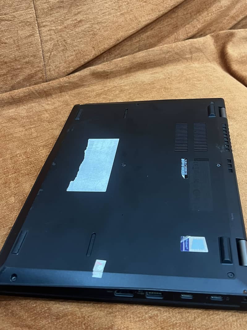 Thinkpad i3 8th Generation Touch and Type 3