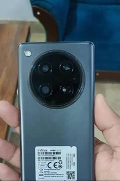 infinite zero 40 8+8gb/256 GB full box like new 4 month used only sale