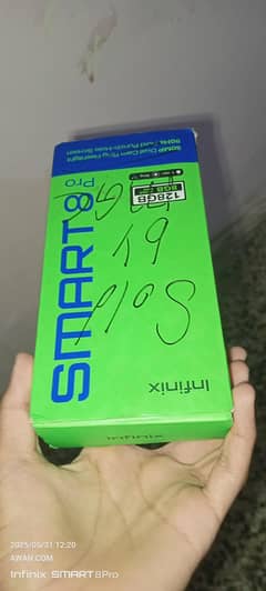 infinix smart 8 pro 4+4+2/128 all ok box charger sat ha