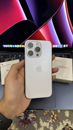 14 PRO 256GB PTA APPROVED SILVER 10/10 SCRATCHLESS